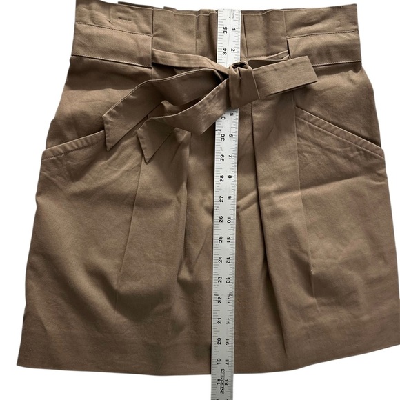 Women’s Tan Pleated Lined Belted Mini Skirt ~ Size 0 - Picture 9 of 9